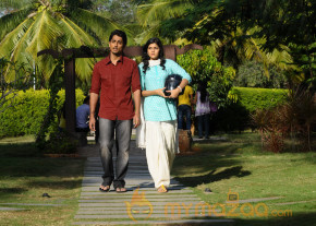 NH 4 Movie Stills  photo 7