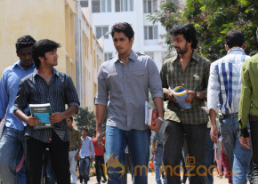 NH 4 Movie Stills  photo 12