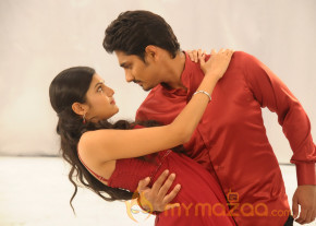 NH 4 Movie Stills  photo 41
