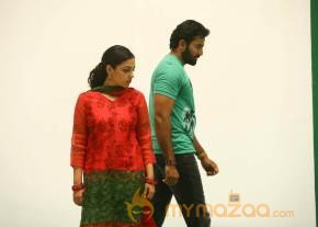 Nithya Menon In Ee Velalo Movie Stills photo 3