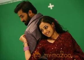 Nithya Menon In Ee Velalo Movie Stills photo 18