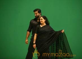 Nithya Menon In Ee Velalo Movie Stills photo 2