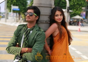 Nuvve Naa Bangaram New Movie Stills photo 14