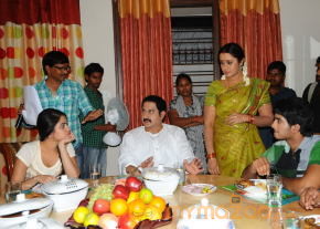 Nuvve Naa Bangaram New Movie Stills 