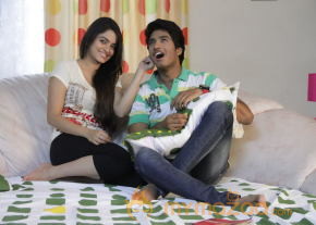 Nuvve Naa Bangaram New Movie Stills photo 16