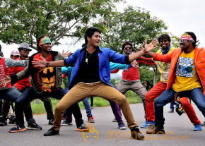 Nuvve Naa Bangaram New Movie Stills photo 19