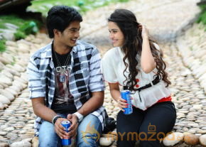 Nuvve Naa Bangaram New Movie Stills photo 18