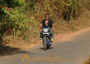 Nuvvu Nenu Prema Movie Stills photo 2