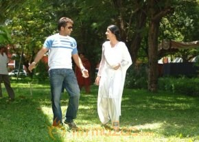 Nuvvu Nenu Prema Movie Stills photo 12