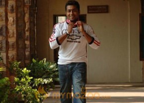 Nuvvu Nenu Prema Movie Stills photo 29