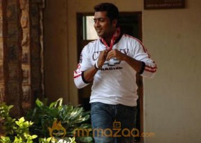 Nuvvu Nenu Prema Movie Stills photo 67
