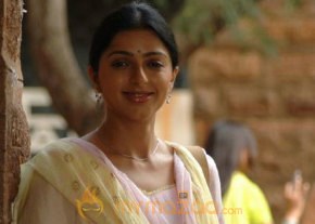 Nuvvu Nenu Prema Movie Stills photo 81