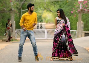 O Sthree Repu Raa Telugu Movie Working Pics photo 24