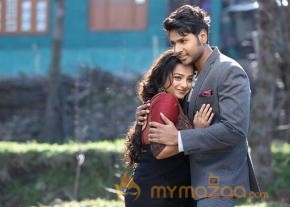 Okka Ammayi Thappa Movie Stills
