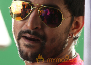 Paisa Movie New Stills  photo 6