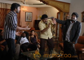 Pakdo Pakdo Movie Stills  photo 11