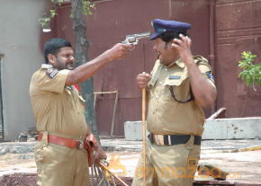 Pakdo Pakdo Movie Stills  photo 18
