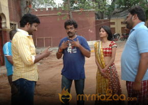 Pakdo Pakdo Movie Stills  photo 2
