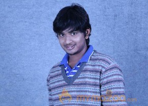 Parahushar Movie Photos photo 12