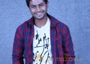 Parahushar Movie Photos photo 3