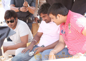Potugadu Movie Working Stills  photo 2