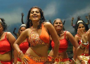Anushka in Puli Veta Movie Gallery photo 2
