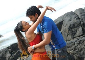 Raaj Movie Latest Stills photo 21