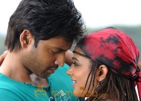 Raaj Movie Latest Stills photo 2