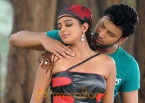 Raaj Movie Latest Stills photo 15