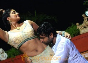 Raaj Movie Latest Stills photo 22