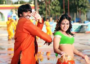 Rai Rai Movie New Stills  photo 35