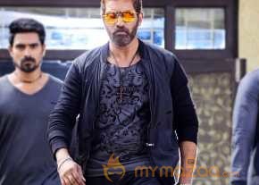 Raja Cheyyi Vesthe photo 6