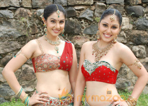 Rajakota Rahasyam Hot Movie Stills   photo 28