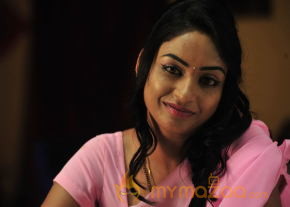 Rajmahal Movie Hot Stills  photo 19