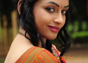 Rajmahal Movie Hot Stills  photo 6