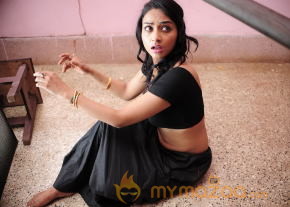 Rajmahal Movie Hot Stills  photo 40