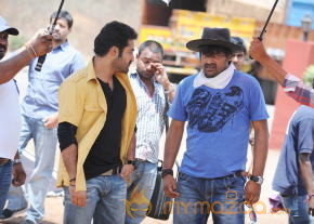Ramayya Vastavayya Movie Onlocation Stills photo 11