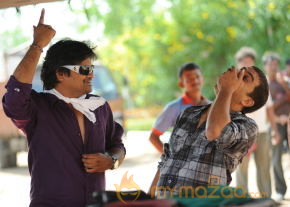 Ramayya Vastavayya Movie Onlocation Stills photo 13