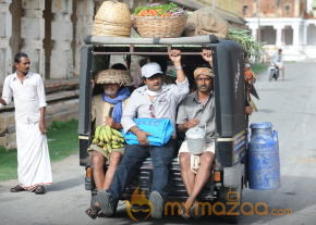 Ramayya Vastavayya Movie Onlocation Stills photo 12