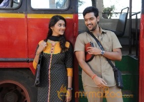 Right Right Movie Working Latest Stills photo 5