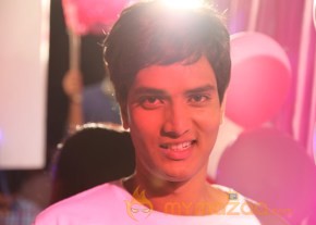 Romantic Telugu Film Crazy Love Stills photo 3