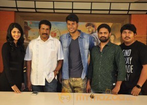 Run Telugu Movie Stills photo 22
