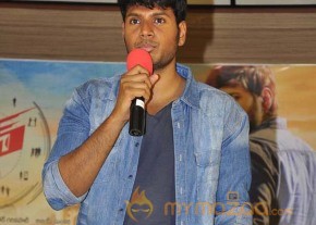 Run Telugu Movie Stills photo 33