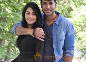 Run Telugu Movie Stills photo 10