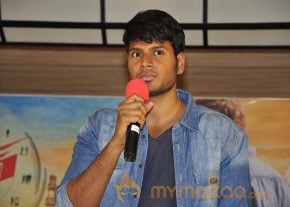 Run Telugu Movie Stills