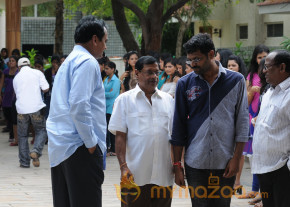 Saradaga Ammaitho Movie Working Stills  photo 28