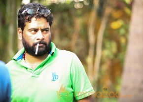 Seesa Telugu Movie Latest Posters photo 12
