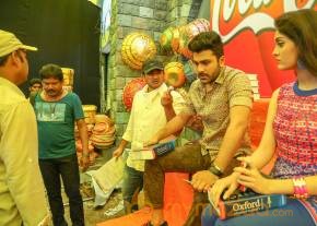 Sharwanand-Express Raja Movie Stills photo 4