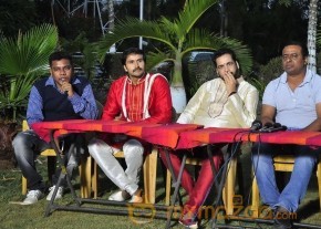She Movie Shooting Stills photo 11