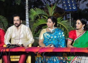 She Movie Shooting Stills photo 6